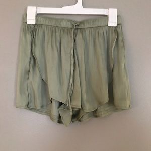 Hollister Soft Short